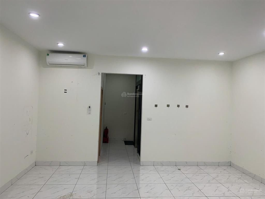 Cho thuê biệt thự hoàn thiện hải âu 5 tầng có thang máy giá 25tr/1 tháng vhop1  gia lâm  hn