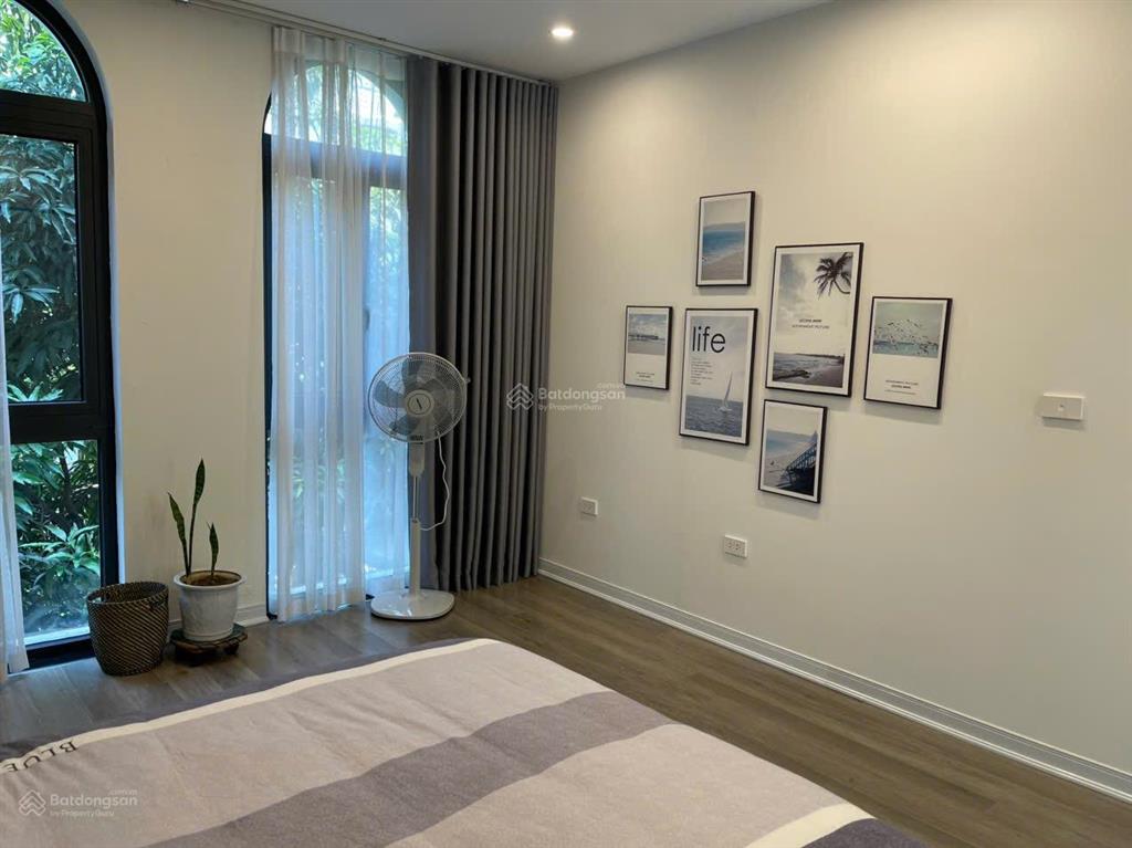 Cho thuê biệt thự sao biển hoàn thiện full đồ giá 30tr/1 tháng vinhomes ocean park  gia lâm