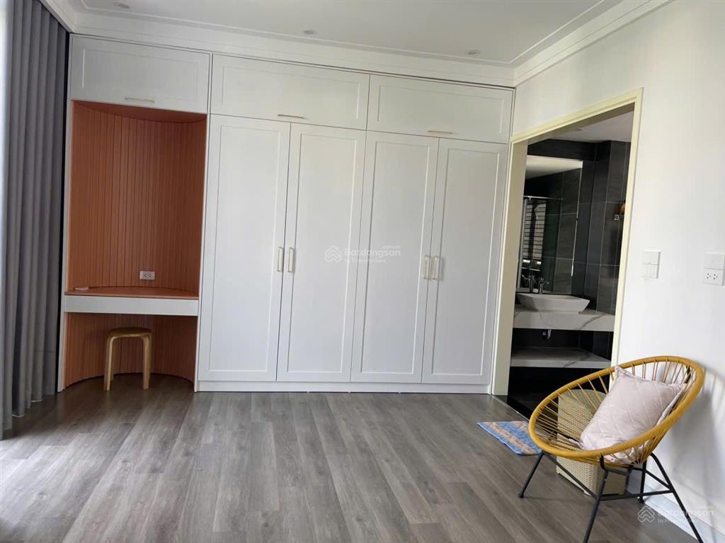 Cho thuê biệt thự sao biển hoàn thiện full đồ giá 30tr/1 tháng vinhomes ocean park  gia lâm