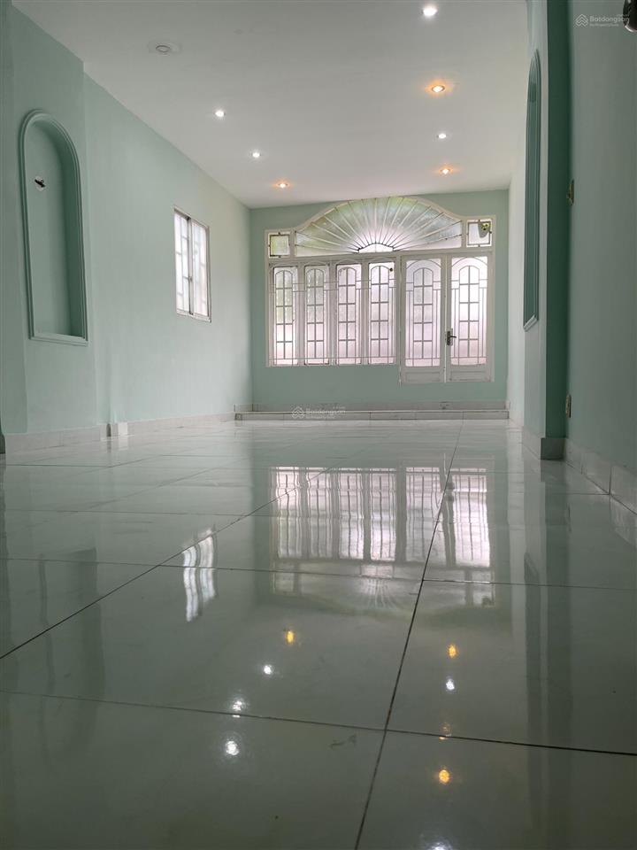 Mặt tiền nguyên căn cho thuê (lê văn sỹ, phú nhuận)