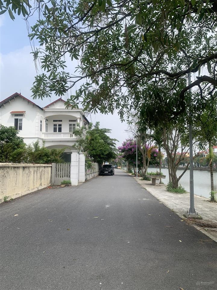 Hiếm, view hồ tự nhiên, bên cạnh khu di tích chùa nôm