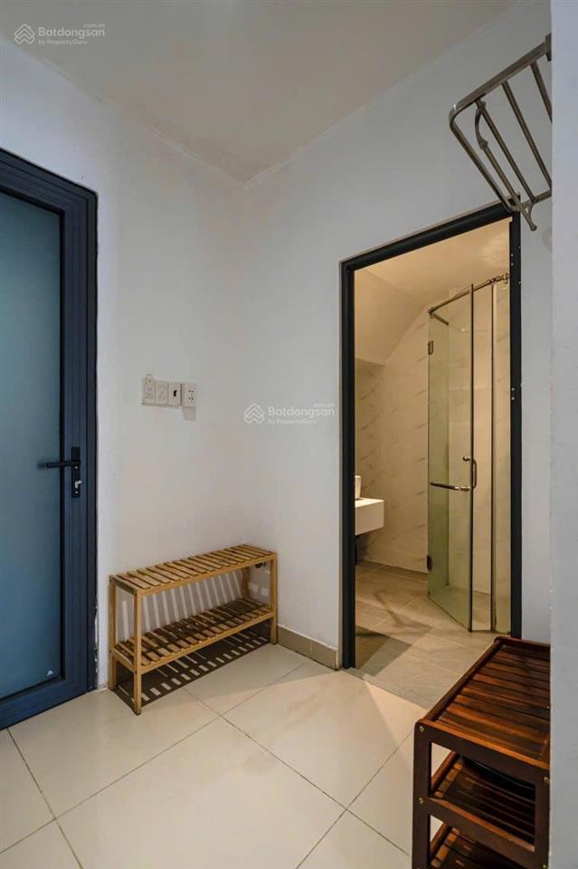 Studio ban công siêu rộng phó đức chính q1  trung tâm, ở cực chill