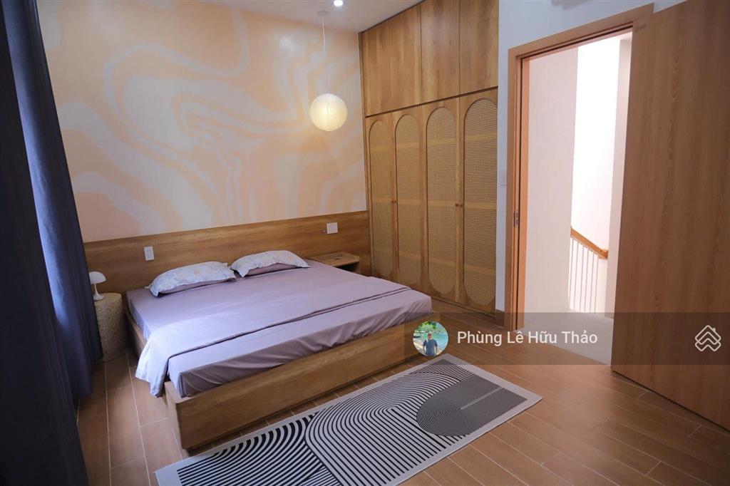 Chính chủ gửi bán nhà 3 tầng full nội thất đường dũng sĩ thanh khê, gần trường các trường đại học