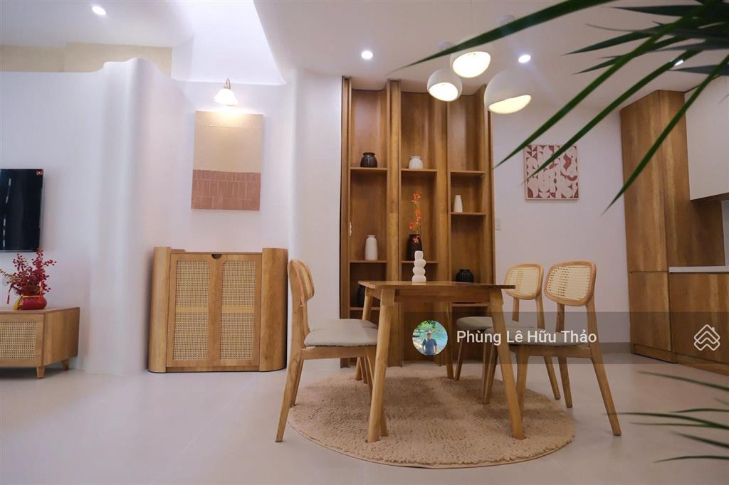 Chính chủ gửi bán nhà 3 tầng full nội thất đường dũng sĩ thanh khê, gần trường các trường đại học