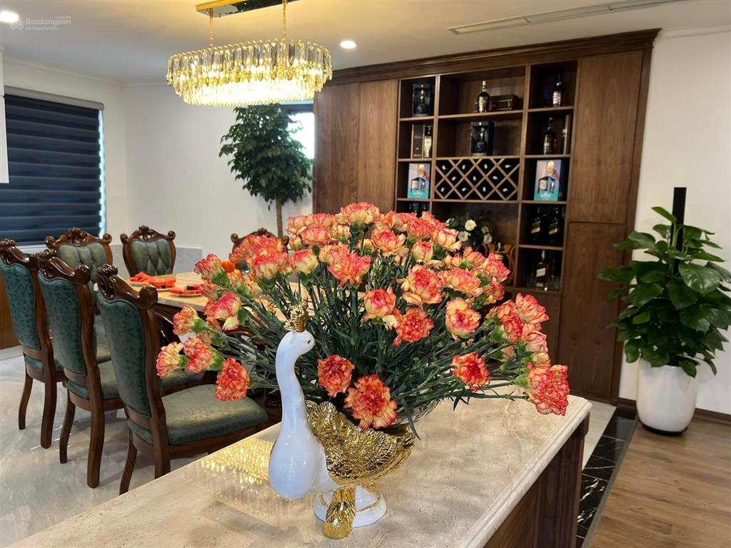 Giá siêu tốt chỉ 275tr/m biệt thự kđt trung văn 200m2  5 tầng có hầm  mặt tiền 15m. vị trí ở đẹp