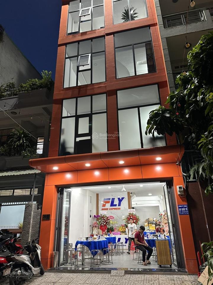 Nhà tại lê thị hồng, dt 5,1x18 (cn 78m2) dts 330m2, hđt 30tr/tháng, full nt có thang máy giá 14,8tỷ