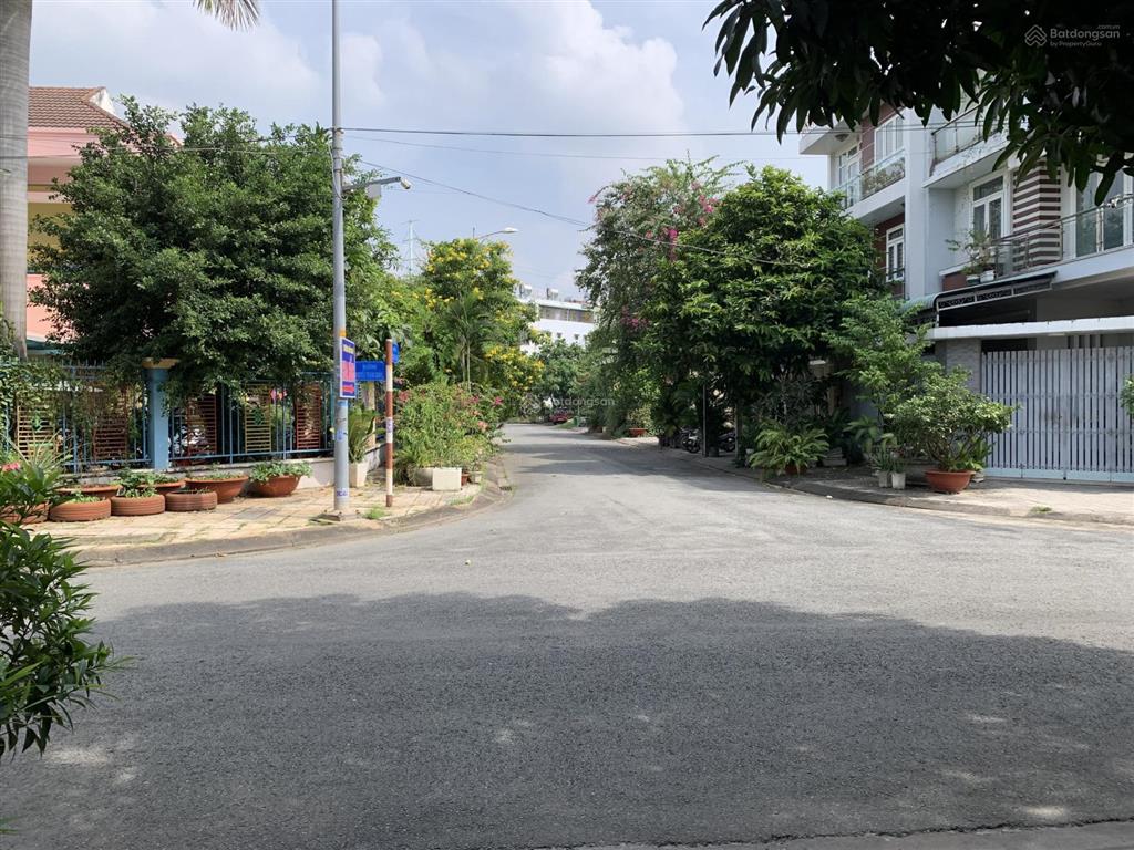 Nhà phố, khu tái định cư, sổ hồng