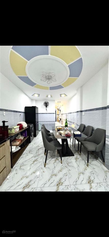 Bán nhà ,chính chù. 38m, gần siêu thị,