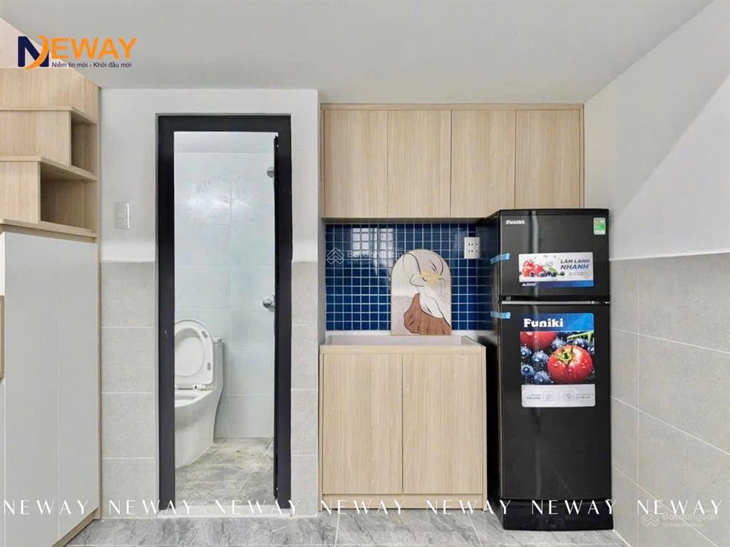 Giảm giá toà phòng trọ mới xây 27m2  full nội thất / gác cao gần lũy bán bích