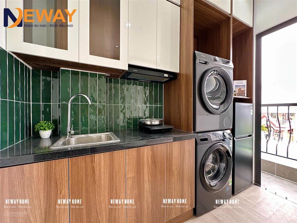 Studio ban công 30m2 đầy đủ nội thất  luỹ bán bích  mới xây cực đẹp  nhanh tay gọi ngay
