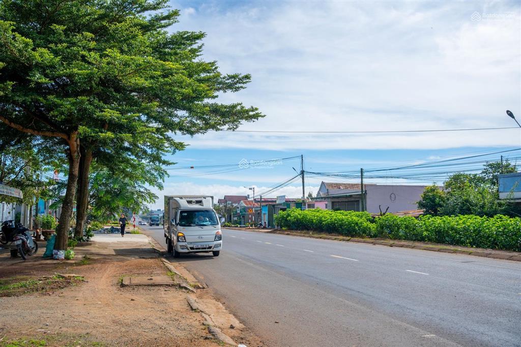 Bán đất đường nguyễn văn cừ, trung tâm di linh, cách đường hùng vương 500m, có thổ cư