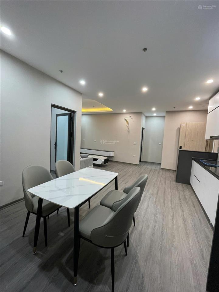 Mình chính chủ cần cho thuê lại 2pn2vs  full nội thất, chung cư ruby hạ long  chỉ 6,8 triệu