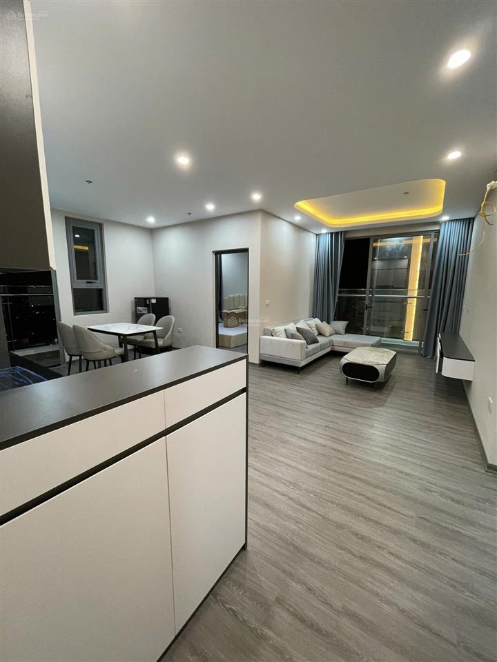 Mình chính chủ cần cho thuê lại 2pn2vs  full nội thất, chung cư ruby hạ long  chỉ 6,8 triệu