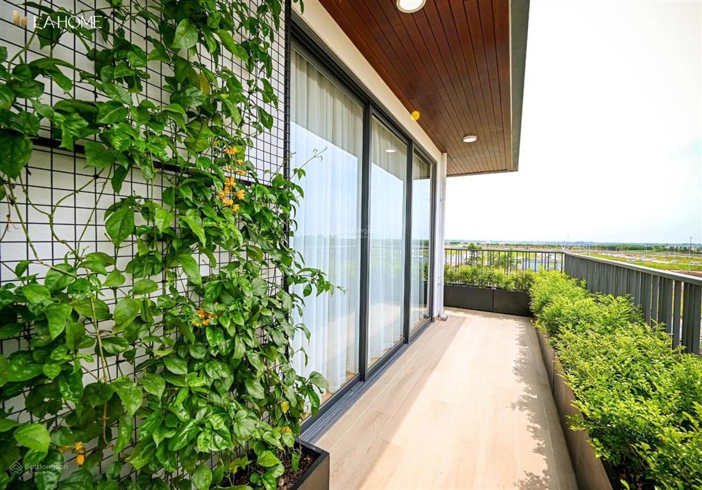 Nhà phố vườn tại la home, giá chỉ 3,95 tỷ, 90 m2, 1 trệt 2 lầu!