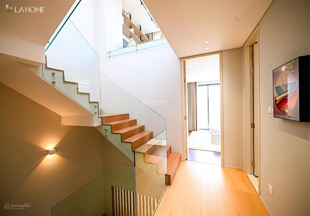 Nhà phố vườn tại la home, giá chỉ 3,95 tỷ, 90 m2, 1 trệt 2 lầu!