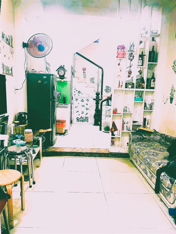 Trung tâm q10, p vườn lài, dtsd 72 m2, sân thượng, chỉ 5.x tỉ