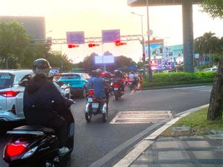 Khu tam giác vàng trung tâm phú nhuận, lô góc 2 mặt hẻm, 3 tầng 3pn, cách mặt tiền 15m, giá 5,45 tỷ