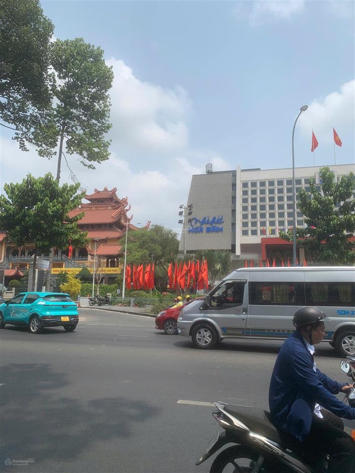 Nhà quận 10 sát 3 tháng 2 xe hơi đỗ cửa cách mặt tiền 1 căn 2 phòng ngủ, pháp lý chuẩn giá tốt hiếm
