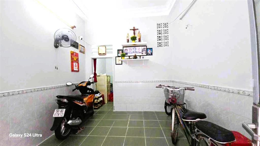 Nhà nguyễn tri phương quận 10. 3 tầng btct sân thượng gần vạn hạnh mall chỉ 5.75 tỷ