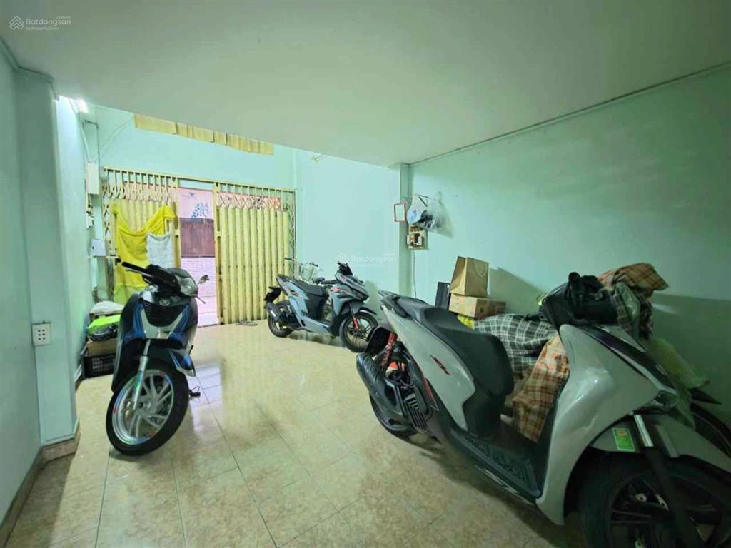 Cần bán nhà lý thái tổ, quận 10, 40m2, 4 tầng btct, hai mặt hẻm, gần ngã bảy, nhỉnh 8 tỷ