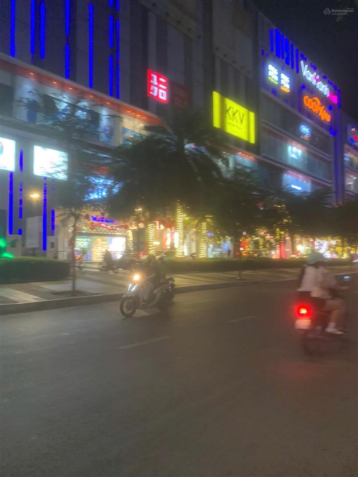 Cần bán nhà lý thái tổ, quận 10, 40m2, 4 tầng btct, hai mặt hẻm, gần ngã bảy, nhỉnh 8 tỷ