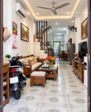 Nhà 45m2 x 4t, hẻm xe hơi, trục đường lê hồng phong q10, chỉ 7,7t