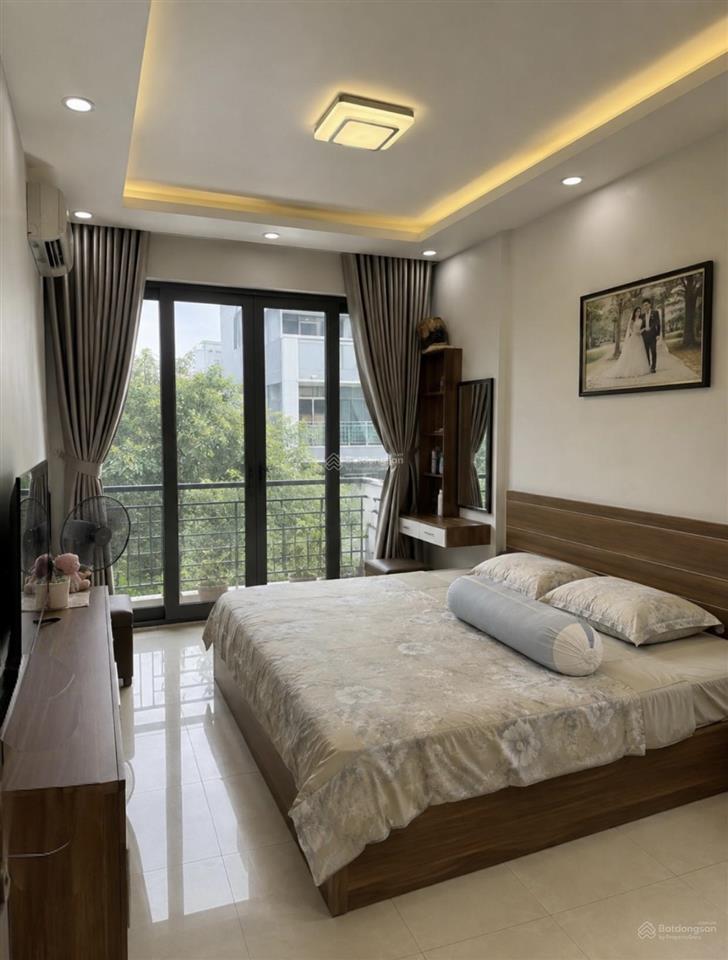 Bán nhà tô hiến thành quận 10, hẻm xe hơi, 63m2 x 4t, sân thượng giá 10,55 tỉ