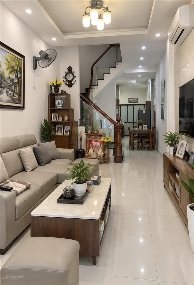Bán nhà vòng xoay lý thái tổ q10, hẻm xe hơi 64m2 x3t. chỉ 10,x tỉ