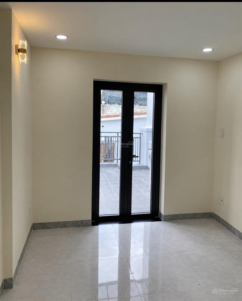Nhà 130m2 sd 4 tầng btct q10 hẻm xe hơi mới đẹp. giá chỉ 8t99