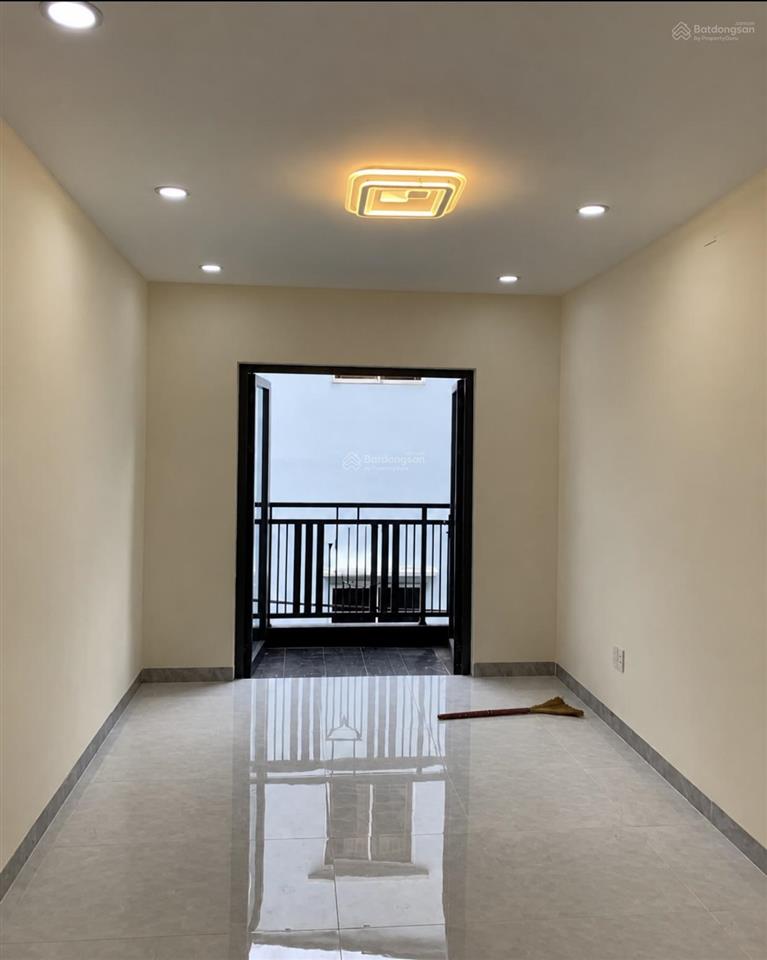 Nhà 130m2 sd 4 tầng btct q10 hẻm xe hơi mới đẹp. giá chỉ 8t99