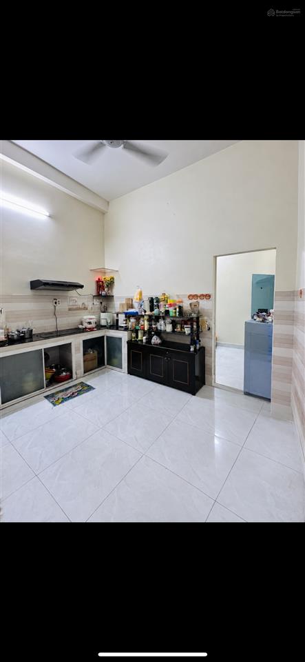 Nhà q10. 71m2 x 3t chỉ 9t5. gần mặt tiền trục tô hiến thành hưởng lợi metro 2
