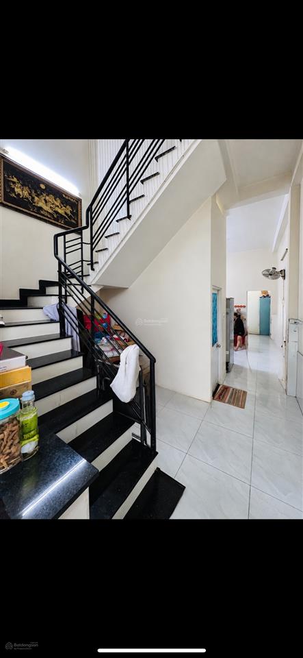 Nhà q10. 71m2 x 3t chỉ 9t5. gần mặt tiền trục tô hiến thành hưởng lợi metro 2