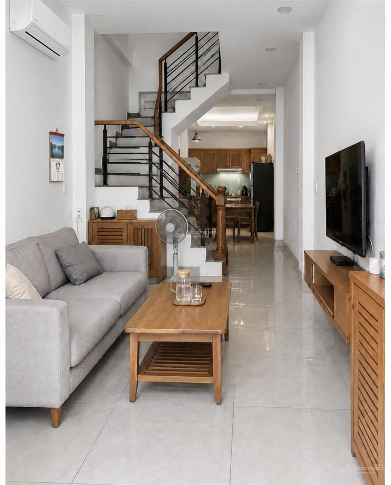 Nhà q10. 52m2x 5t hẻm xe hơi trục sư vạn hạnh. chỉ 7t56