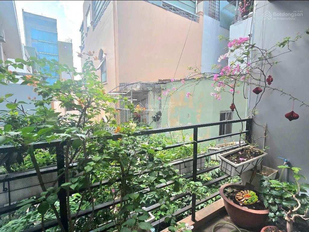 Hiếm gần ngã tư phú nhuận 2 mặt hẻm  sát mặt tiền  nở hậu nhẹ  chỉ 7.2 tỷ tl