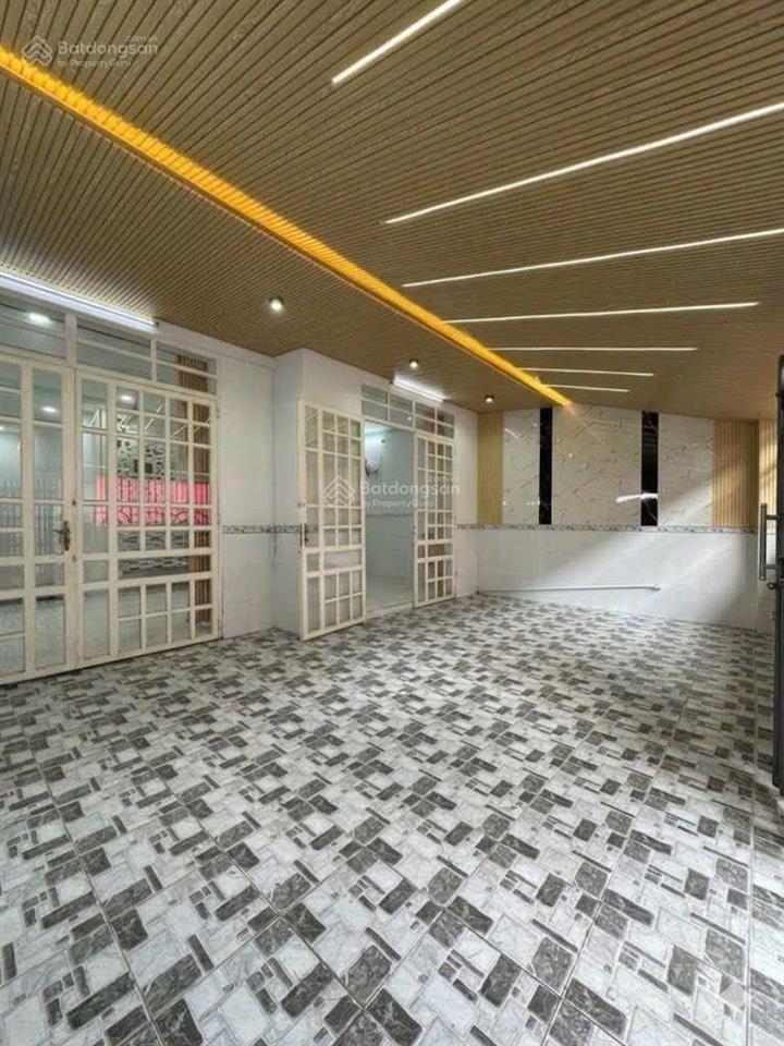 *giảm sốc 180 triệu chỉ còn 5.8 tỷ tỉnh lộ 10  p. an lạc,bình tân (giáp q6)
nhà ngang khủng 7.2m