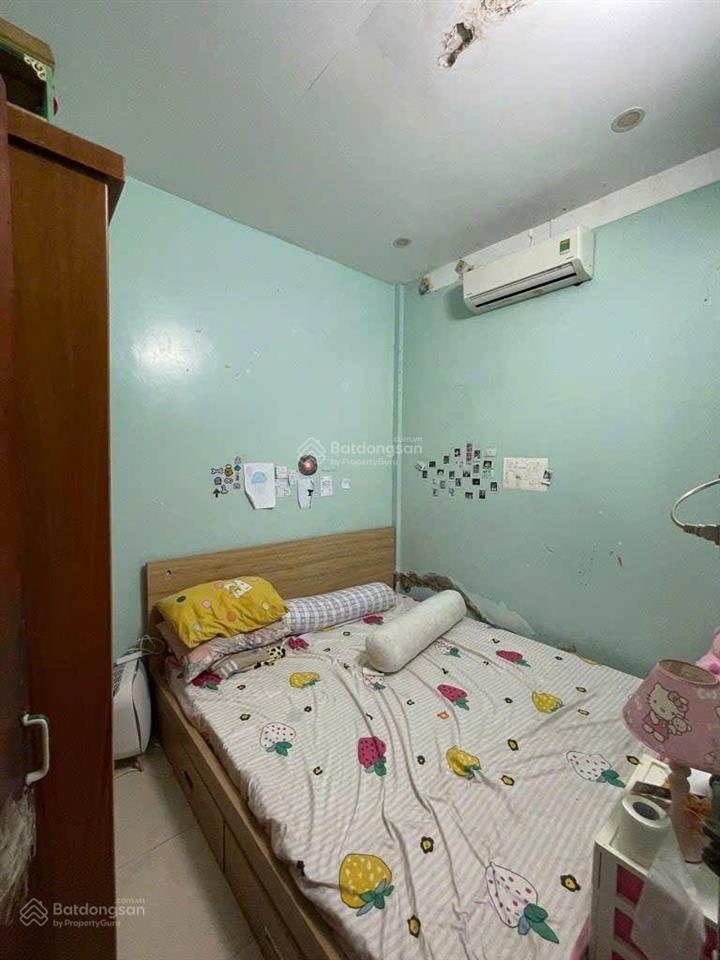 *giá chỉ 2,1 tỷ sở hửu căn hộ quận 11 tọa lạc đường tống văn trân  p5  ngay chợ hoa đầm sen .