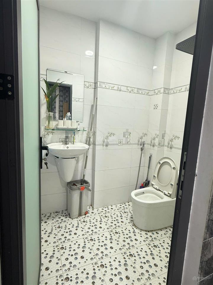 Bán gấp nhà 80mv 1 trệt 1 lầu mới xây gần aeon bình tân.