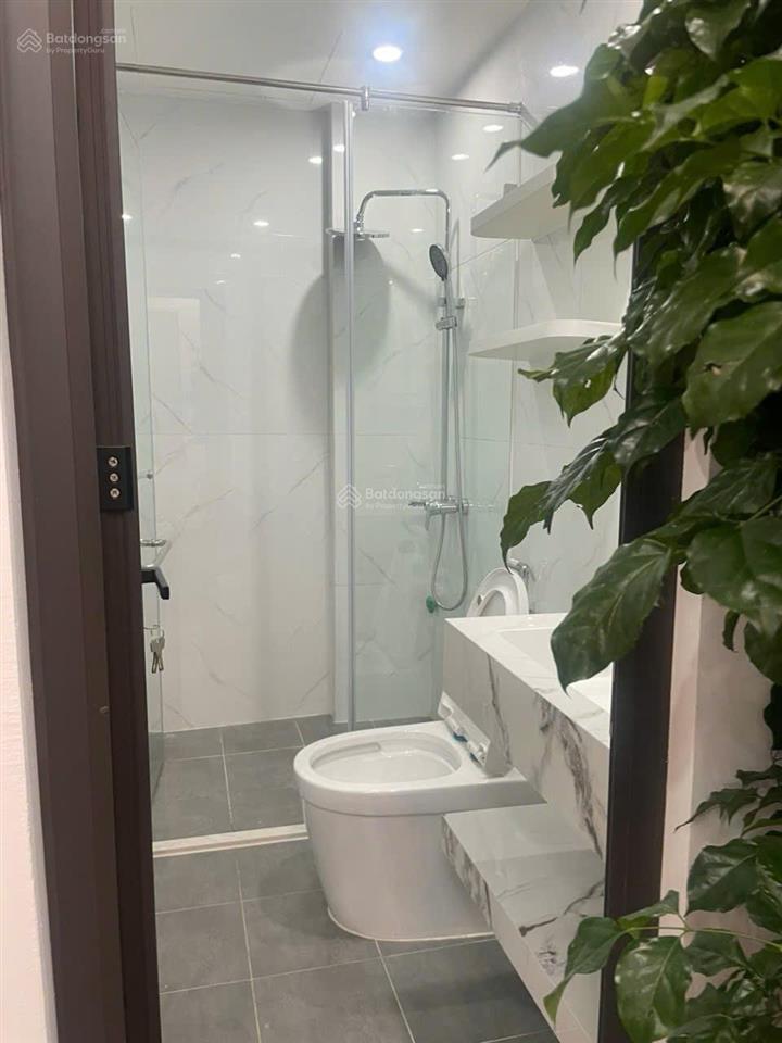 Nguyễn chí thanh 32m2 x 5t full nội thất 3pn khép kín ở ngay giá 16 tr/th  0903 215 ***