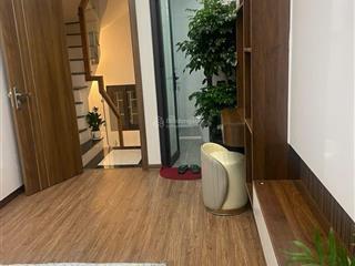 Nguyễn chí thanh 32m2 x 5t full nội thất 3pn khép kín ở ngay giá 17tr/th  0903 215 ***