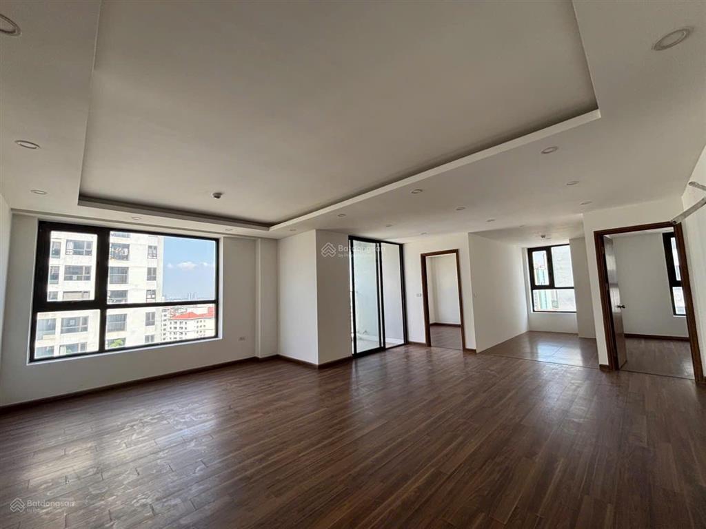 Chính chủ bán ch tại x2 đại kim mhdi dt 107m2, 3pn căn góc view hồ định công giá giảm 69tr/m2
