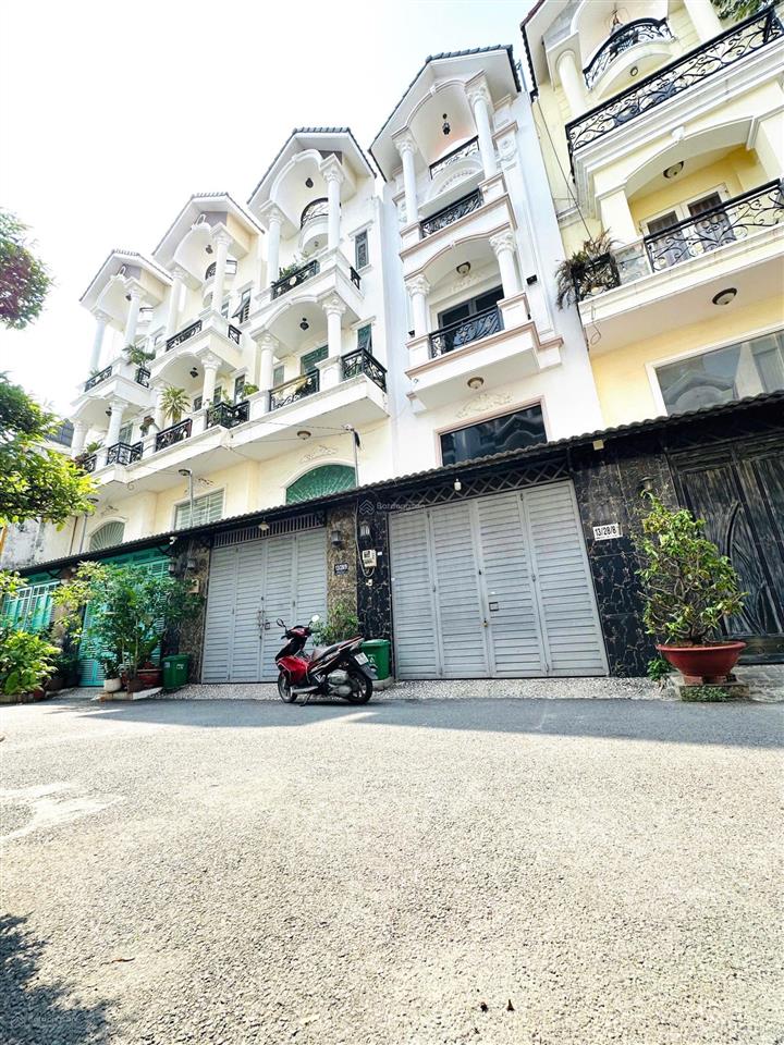 Nhà đẹp  3 tầng lầu đường số 49 hxh rộng 7m giá 8,8tỷ (tl)