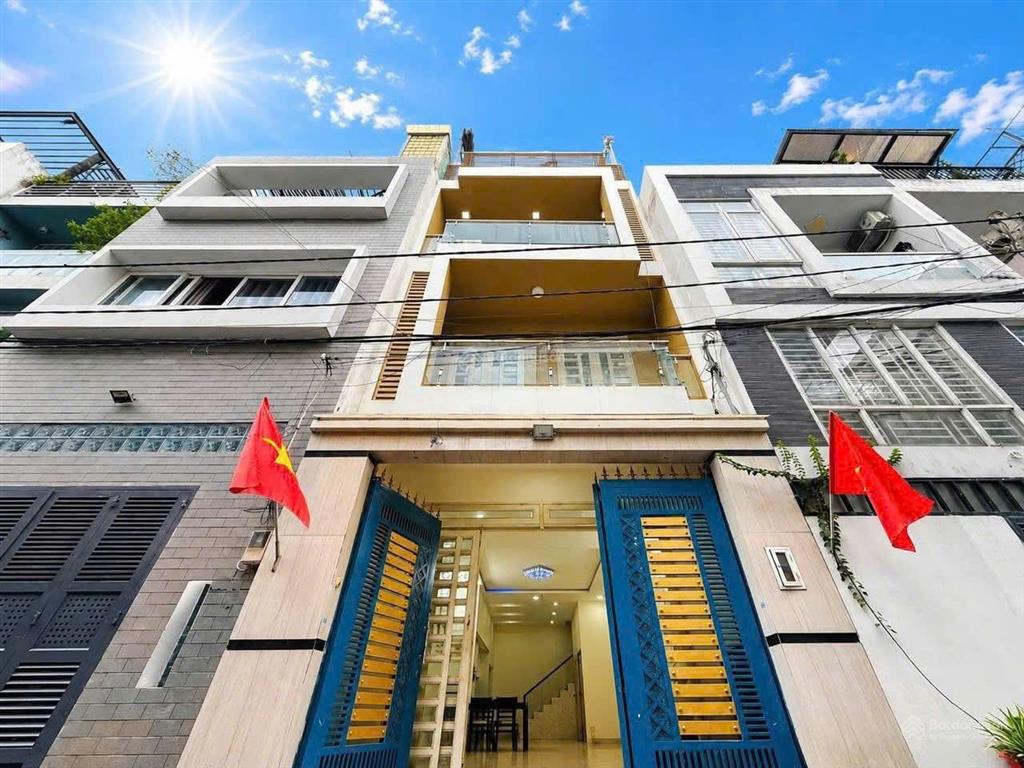 Bán nhà đẹp 4 tầng hxh  kdc hồng long  sát vạn phúc city  có 4pn 3wc giá 6 tỷ 49 tl