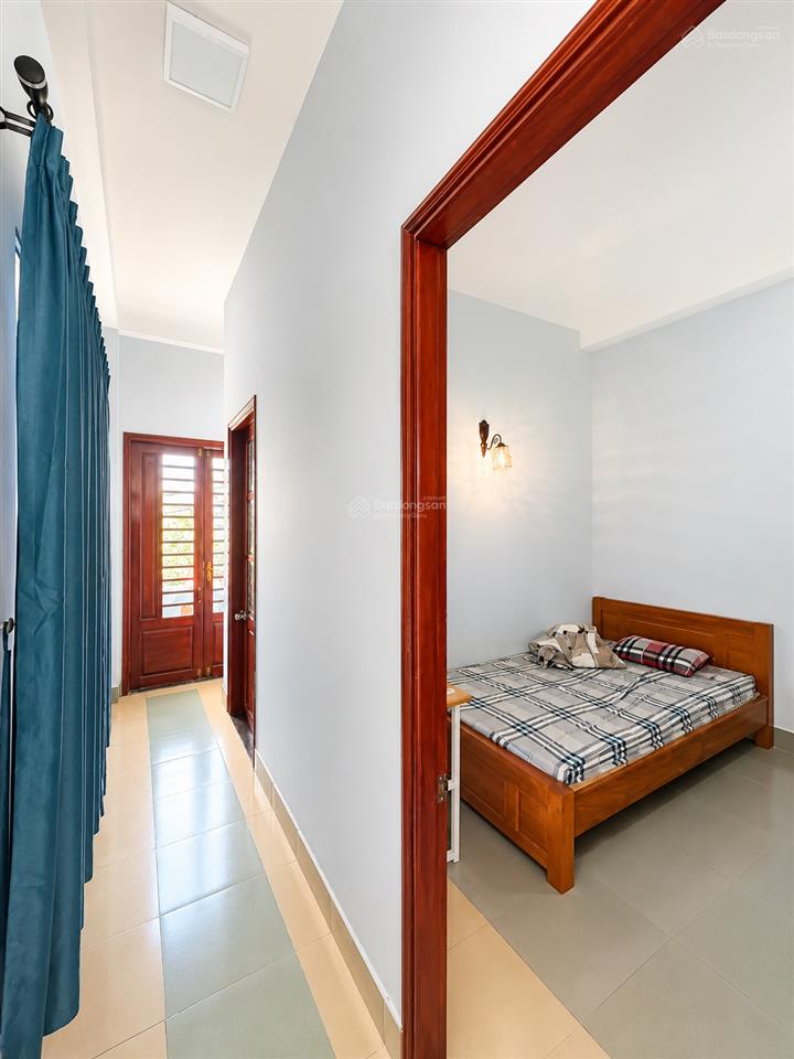 Bán nhà 3 tầng 62m2  góc 2 mặt  hẻm xe hơi  giá 5,79 tỷ  đường số 4, phường trường thọ