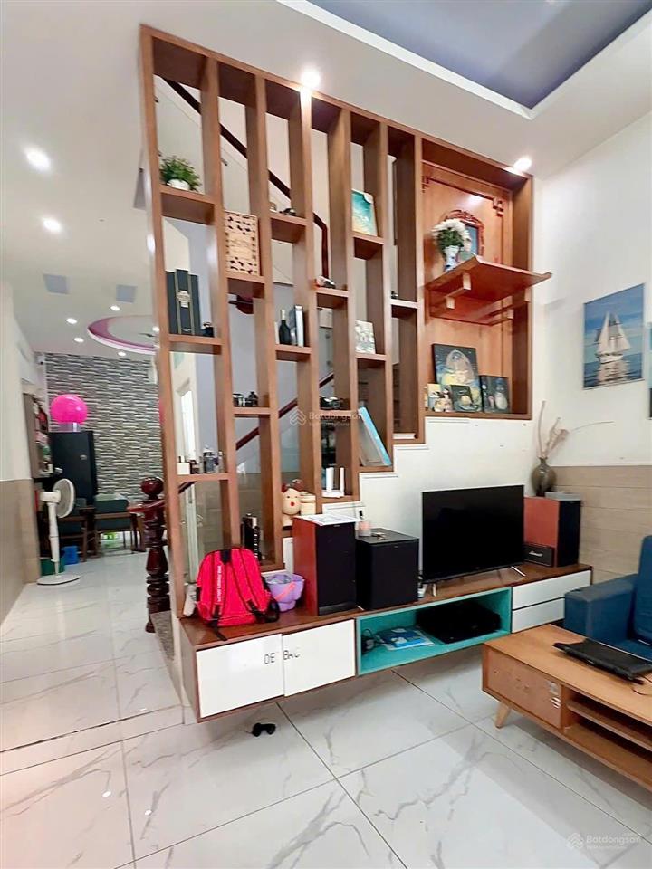Giá tốt  nhà 2 tầng  hẻm 4,5m  phạm văn đồng  p. linh đông  giá 5,49t tl