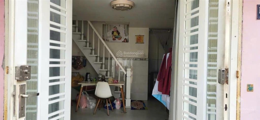 Bán nhà 3 tầng dt sàn 62m2  ngay cầu bình lợi  hẻm xe tải thông  giá 3,65 tỷ