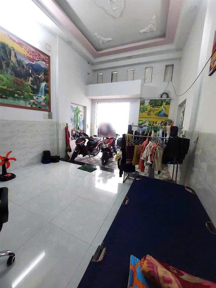 Giảm!! 900 triệu bán nhà đẹp 3pn 2wc trường thọ, giá 3.99 tỷ!