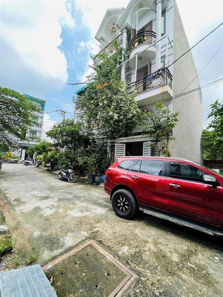 Hàng hiếm ! nhà 3 tầng btct đường lê văn chí hẻm xe hơi sát bv đa khoa thủ đức
