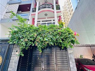 Hàng hot ! bán căn nhà thiết kế kiểu biệt thự tân cổ điển  nơi ở lý tưởng ngay ngã tư thủ đức