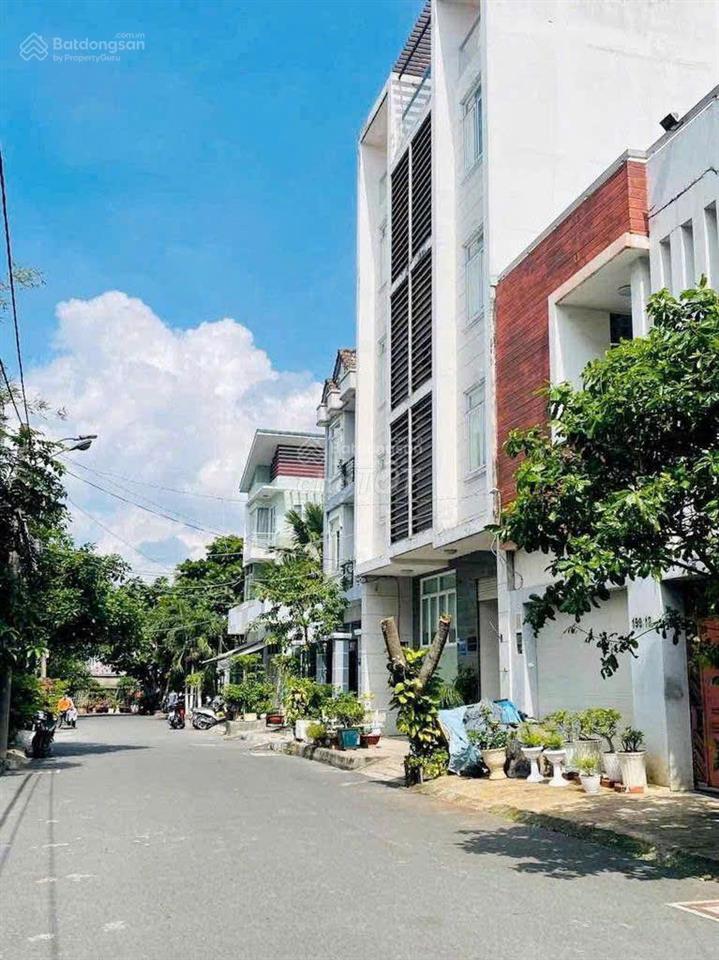 Nhà đẹp ! siêu phẩm 1 trệt 2 lầu giá tốt nhà kiên cố thiết kế hiện đại khu vực linh trung thủ đức