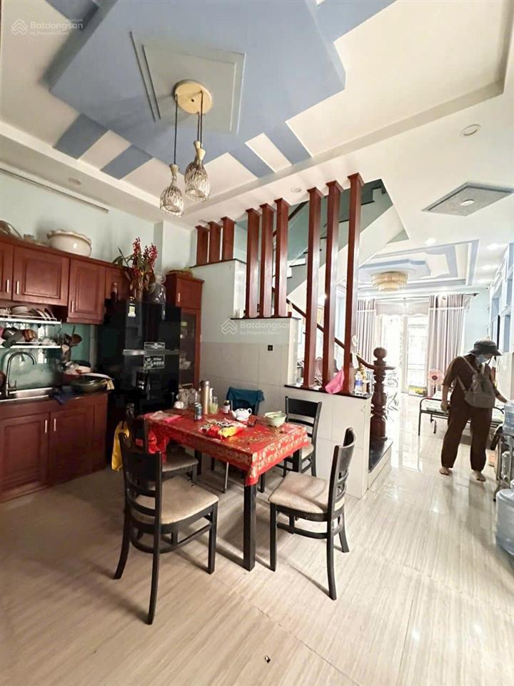 Căn góc 2 mt! bán nhà 3 tầng xây dựng kiên cố hẻm xe tải quay đầu, đường 7 linh trung